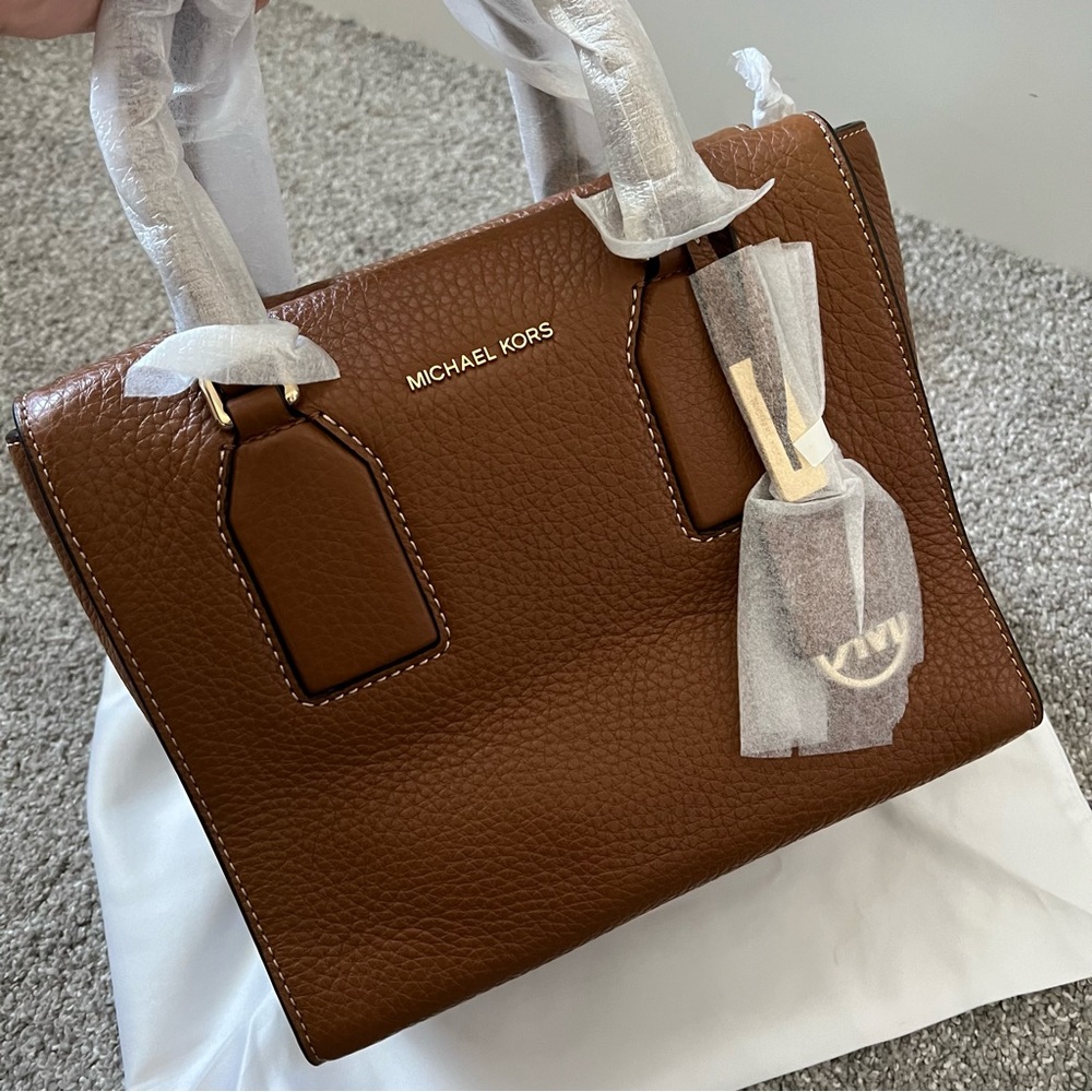 Michael Kors satchels bag Selby crossbody bag NWT
